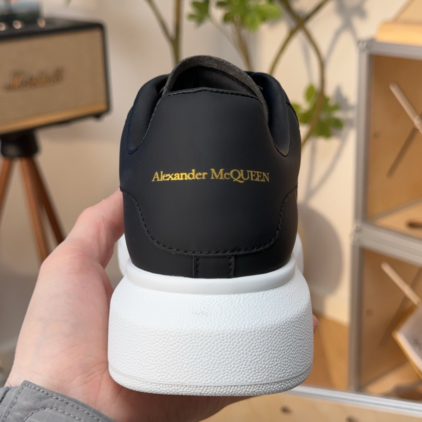 Alexander McQueen Oversized Smooth Black - HouseofKickz