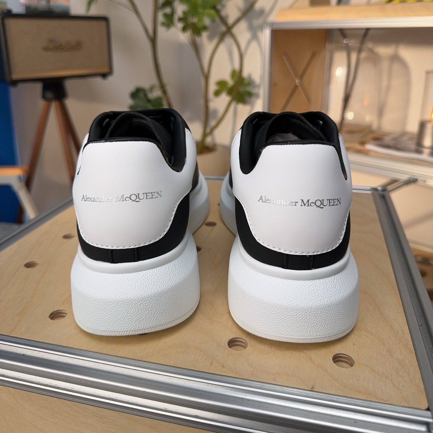 Alexander McQueen Oversized Sneaker in Black/White - HouseofKickz