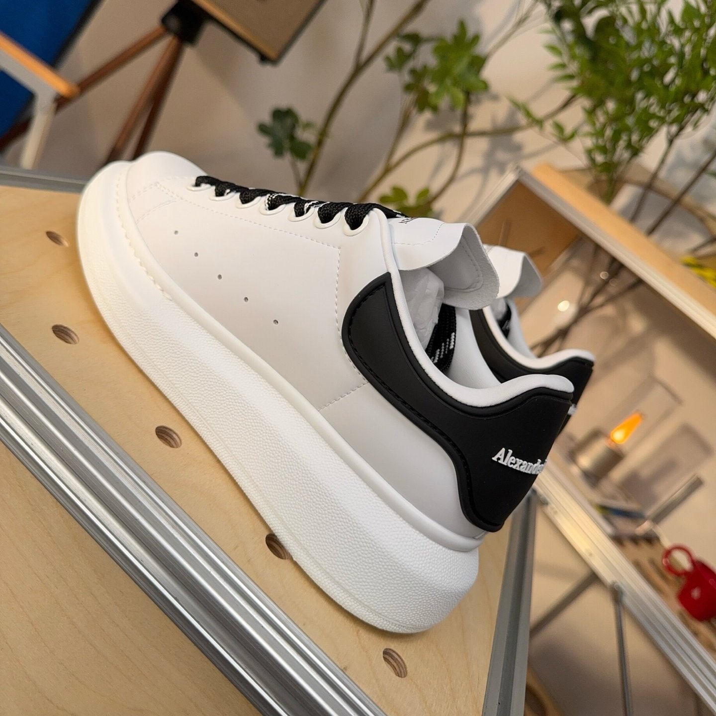 Alexander McQueen Oversized Sneaker in White/Black - HouseofKickz