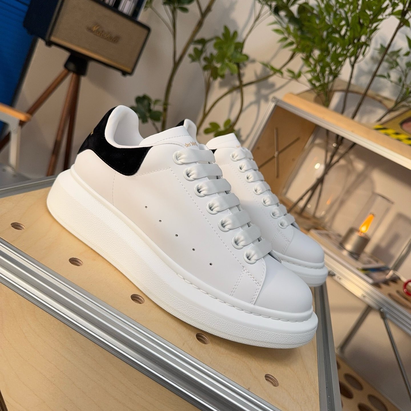 Alexander McQueen Oversized Sneaker in White/Black - HouseofKickz