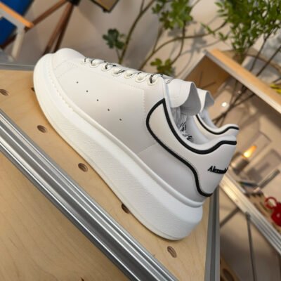 Alexander McQueen Oversized Sneaker in White Black - HouseofKickz