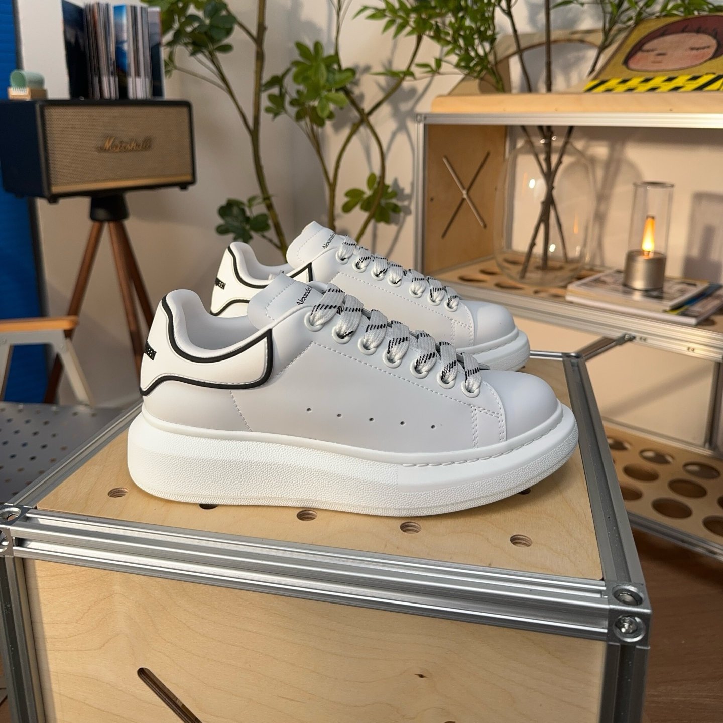 Alexander McQueen Oversized Sneaker in White Black - HouseofKickz