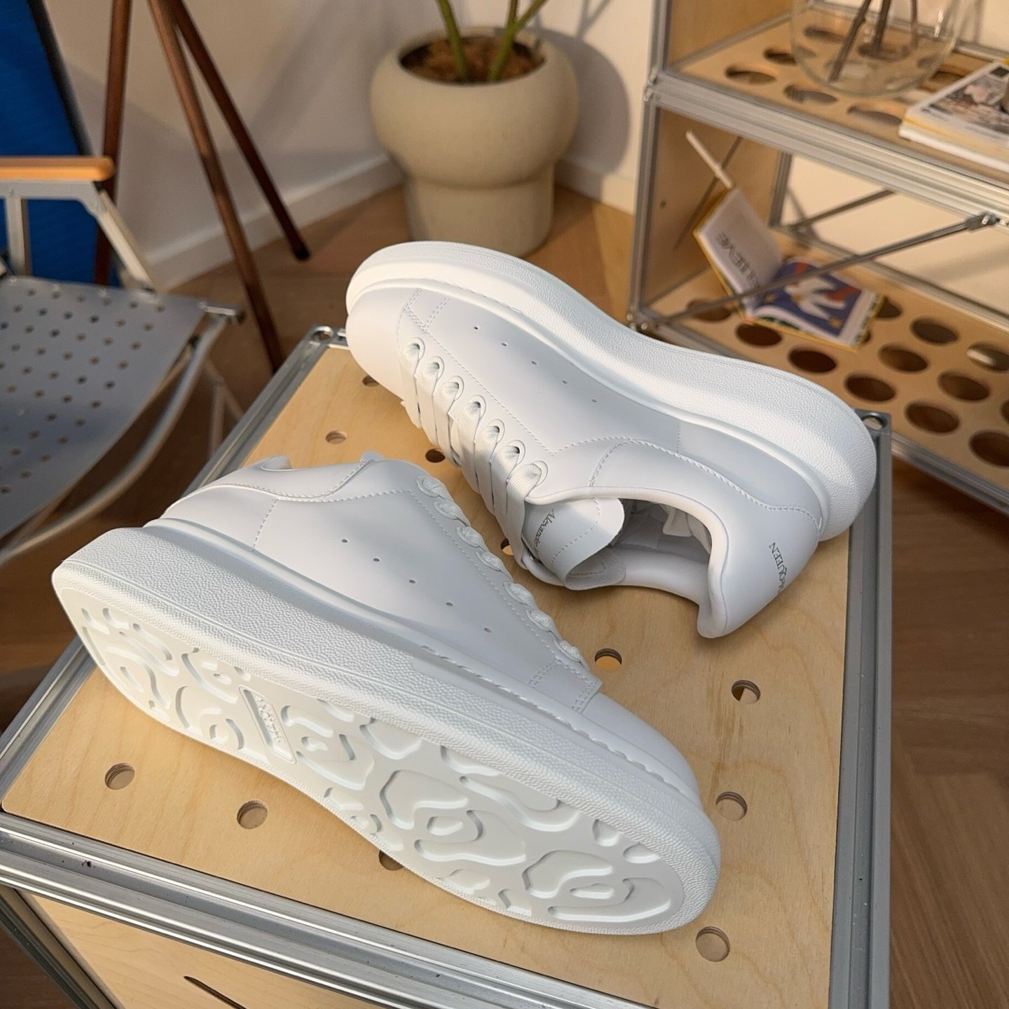 Alexander McQueen Oversized Sneaker in White - HouseofKickz