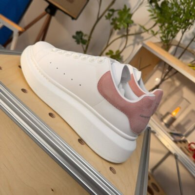 Alexander McQueen Oversized Sneaker in White/Pink - HouseofKickz