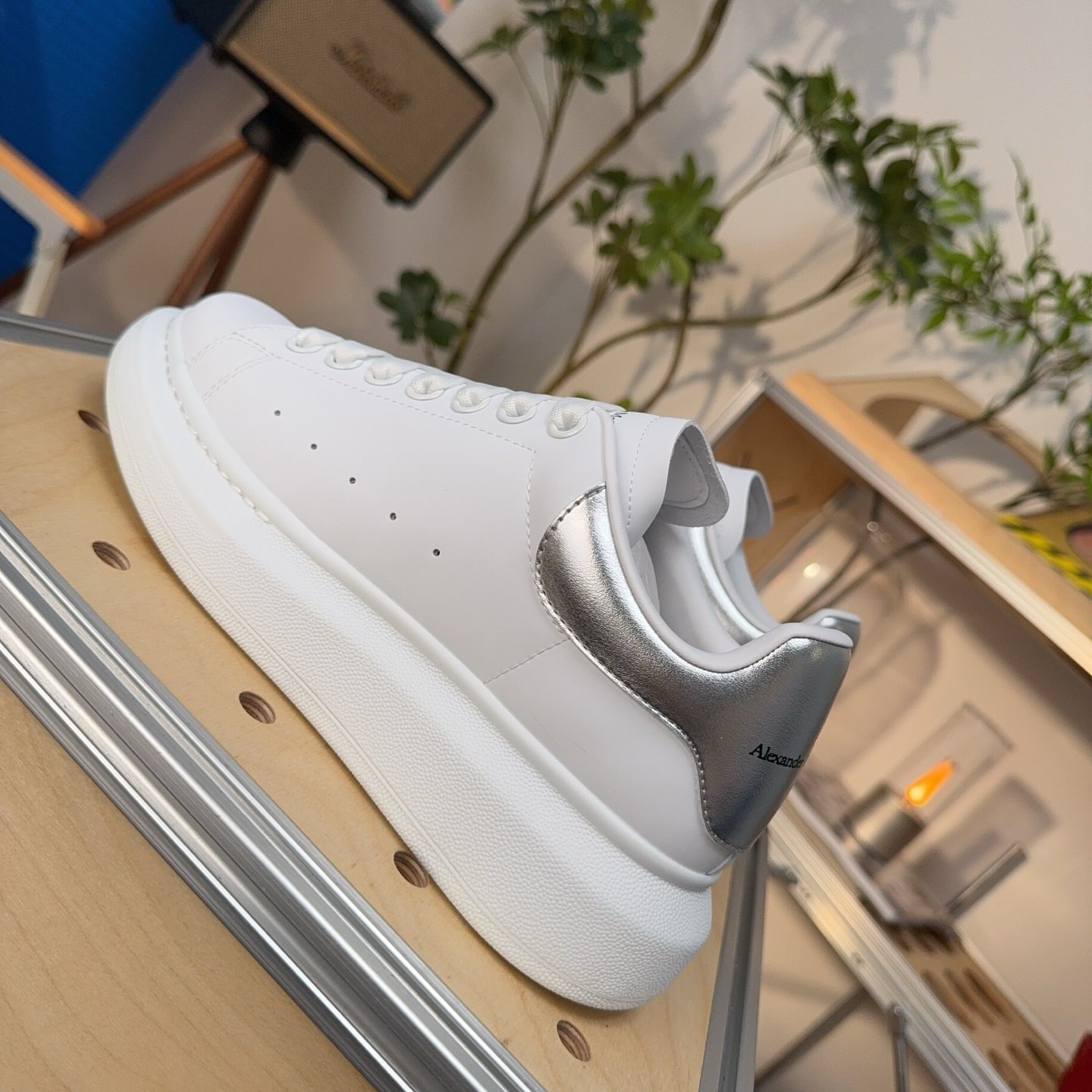 Alexander McQueen Oversized Sneaker 'Silver Classic' - HouseofKickz