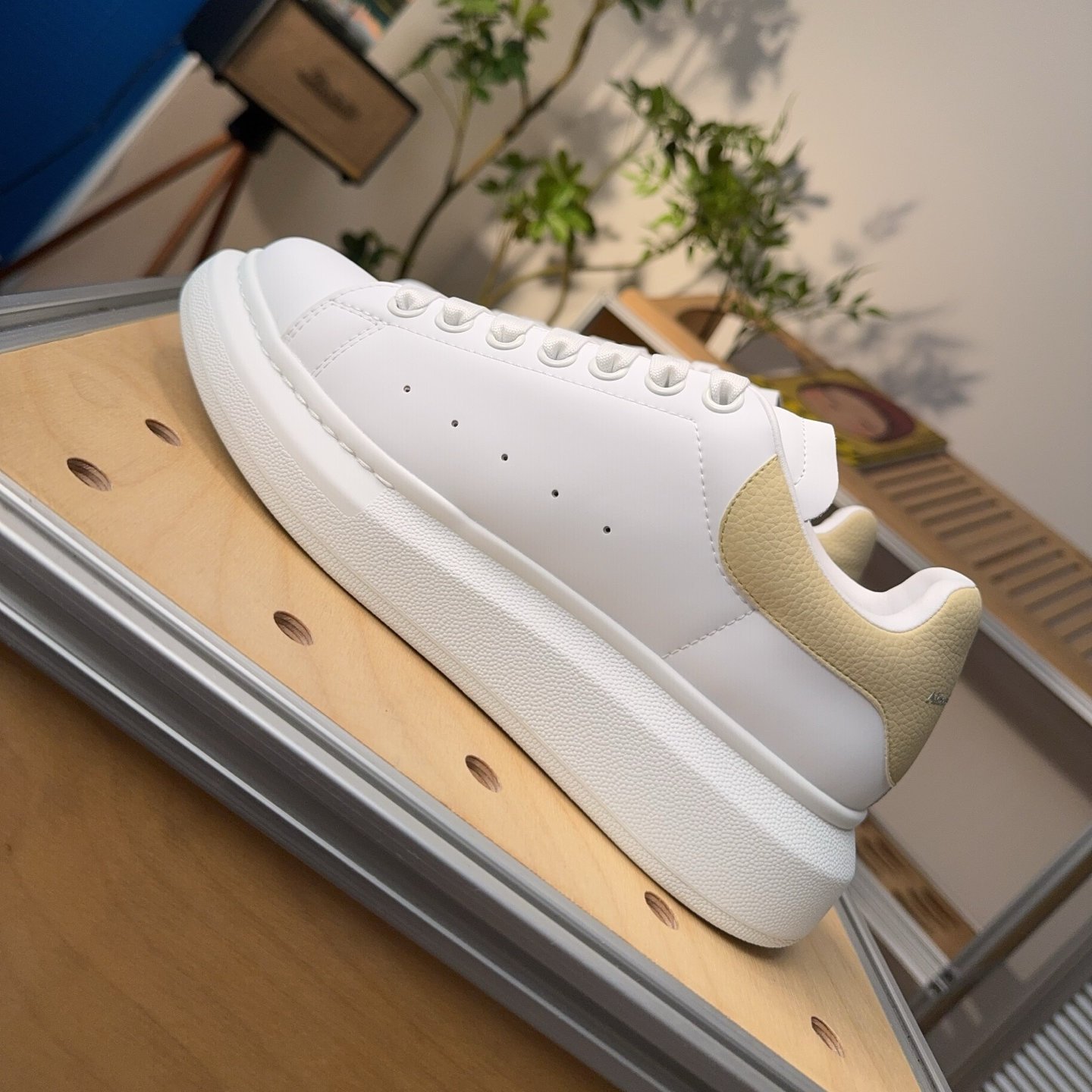 Alexander McQueen Oversized Sneaker 'White Beige' - HouseofKickz