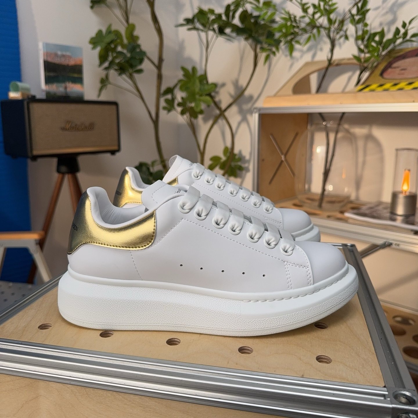 Alexander McQueen Oversized Sneaker ‘White Light Gold’ - HouseofKickz