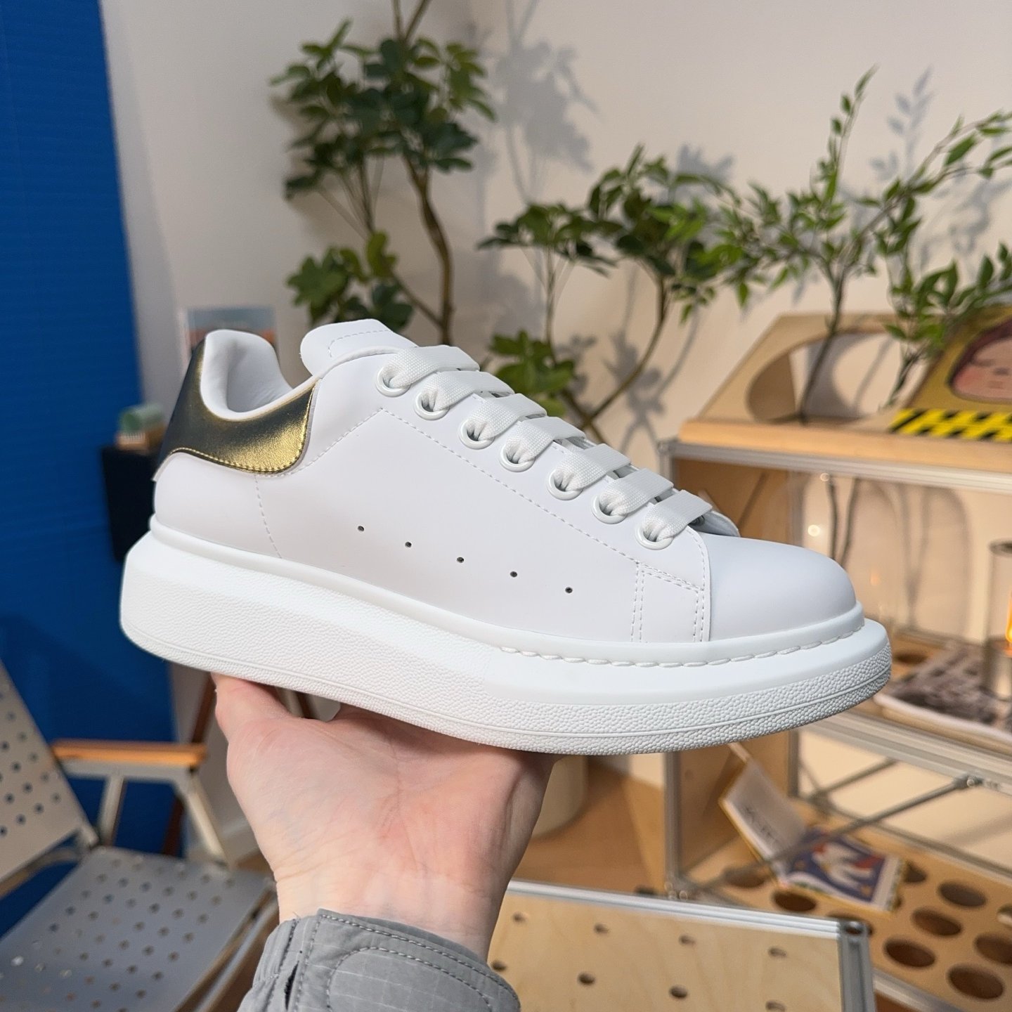 Alexander McQueen Oversized Sneaker ‘White Light Gold’ - HouseofKickz