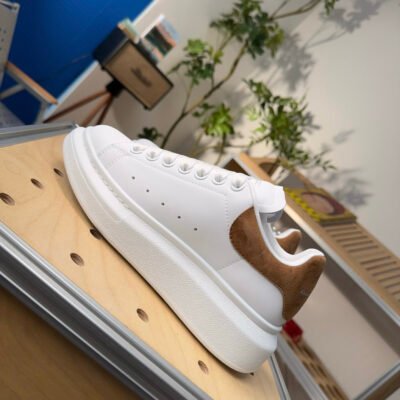 Alexander McQueen Oversized Sneaker 'White Mole' - HouseofKickz