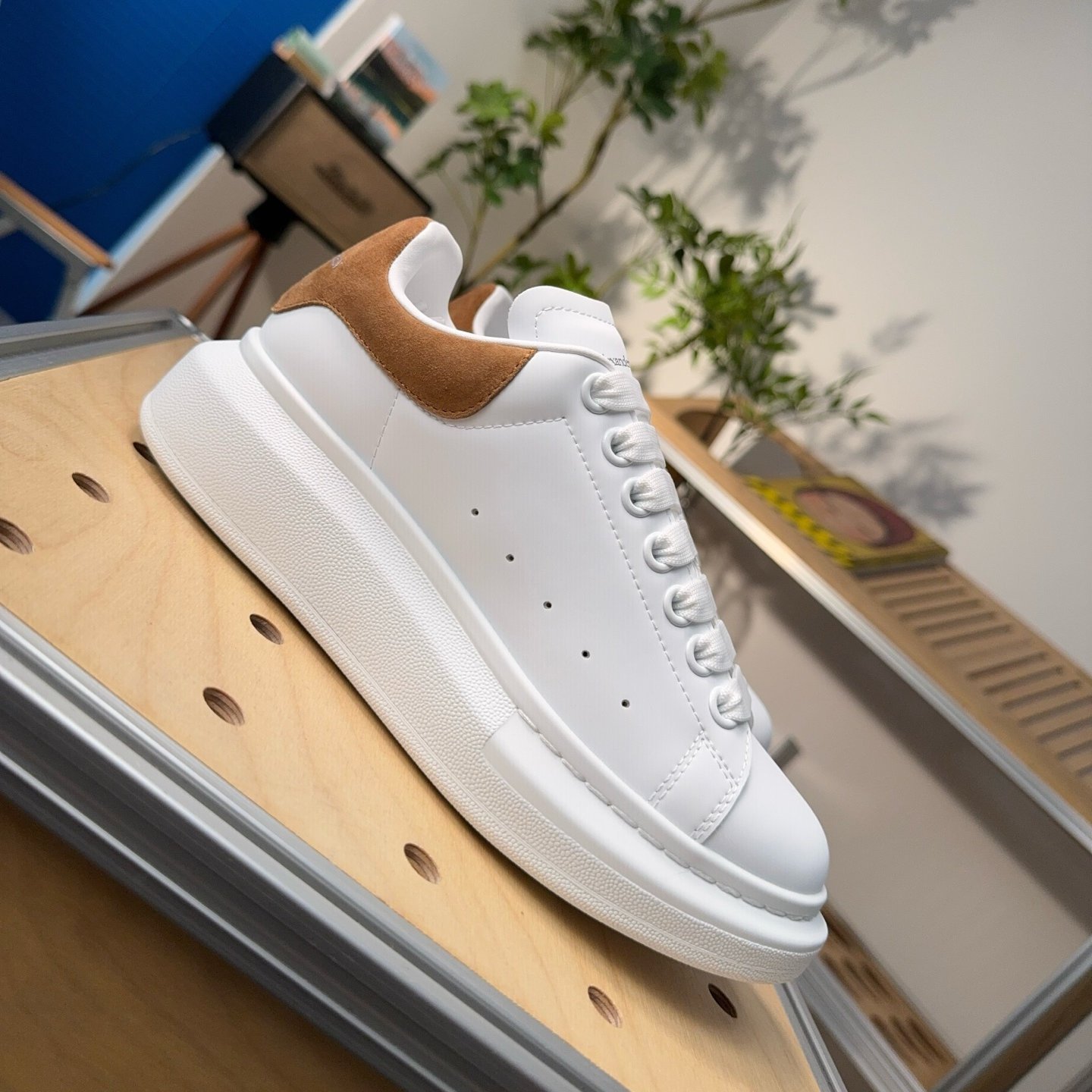 Alexander McQueen Oversized Sneaker 'White Mole' - HouseofKickz