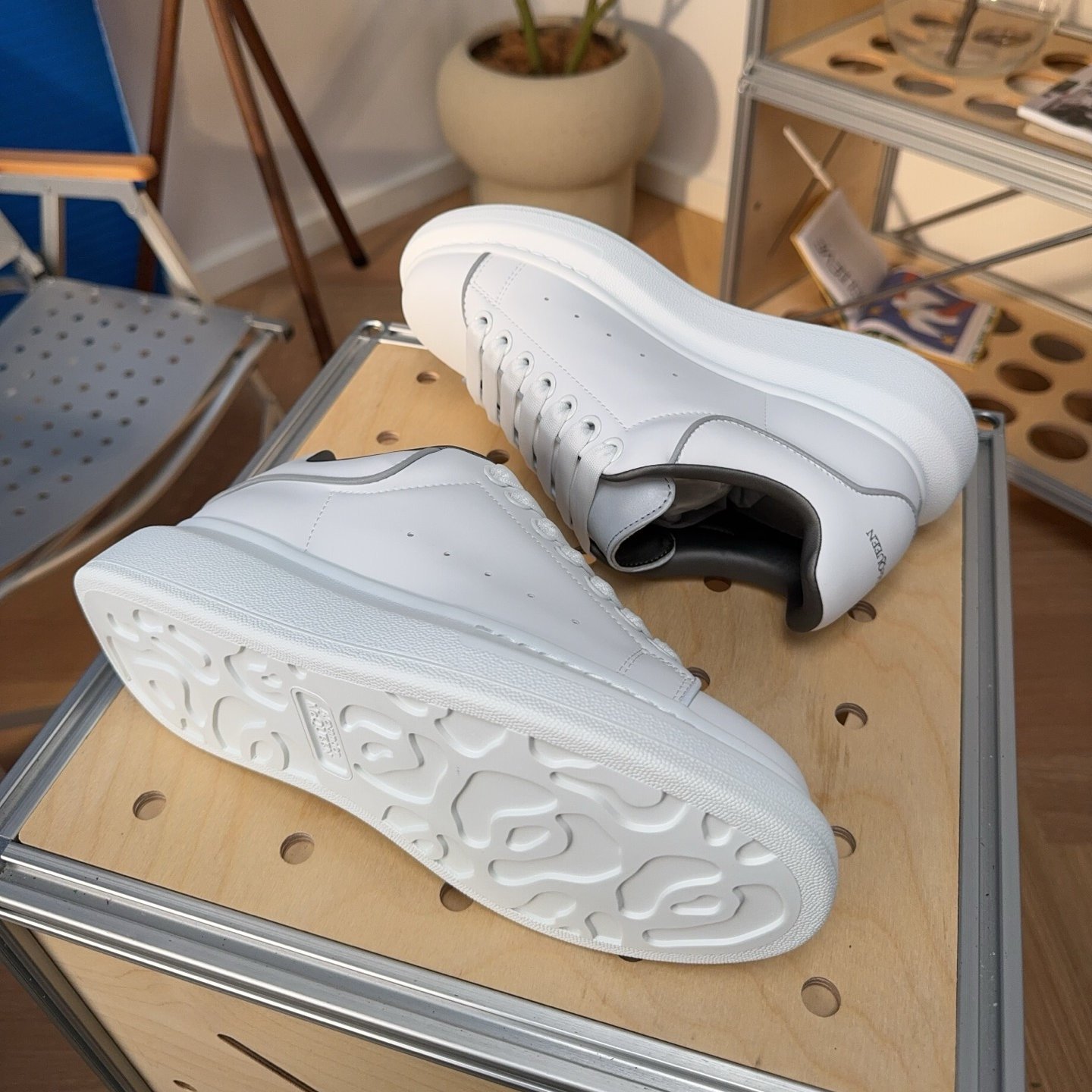Alexander McQueen Oversized Sneaker 'White Reflective' - HouseofKickz