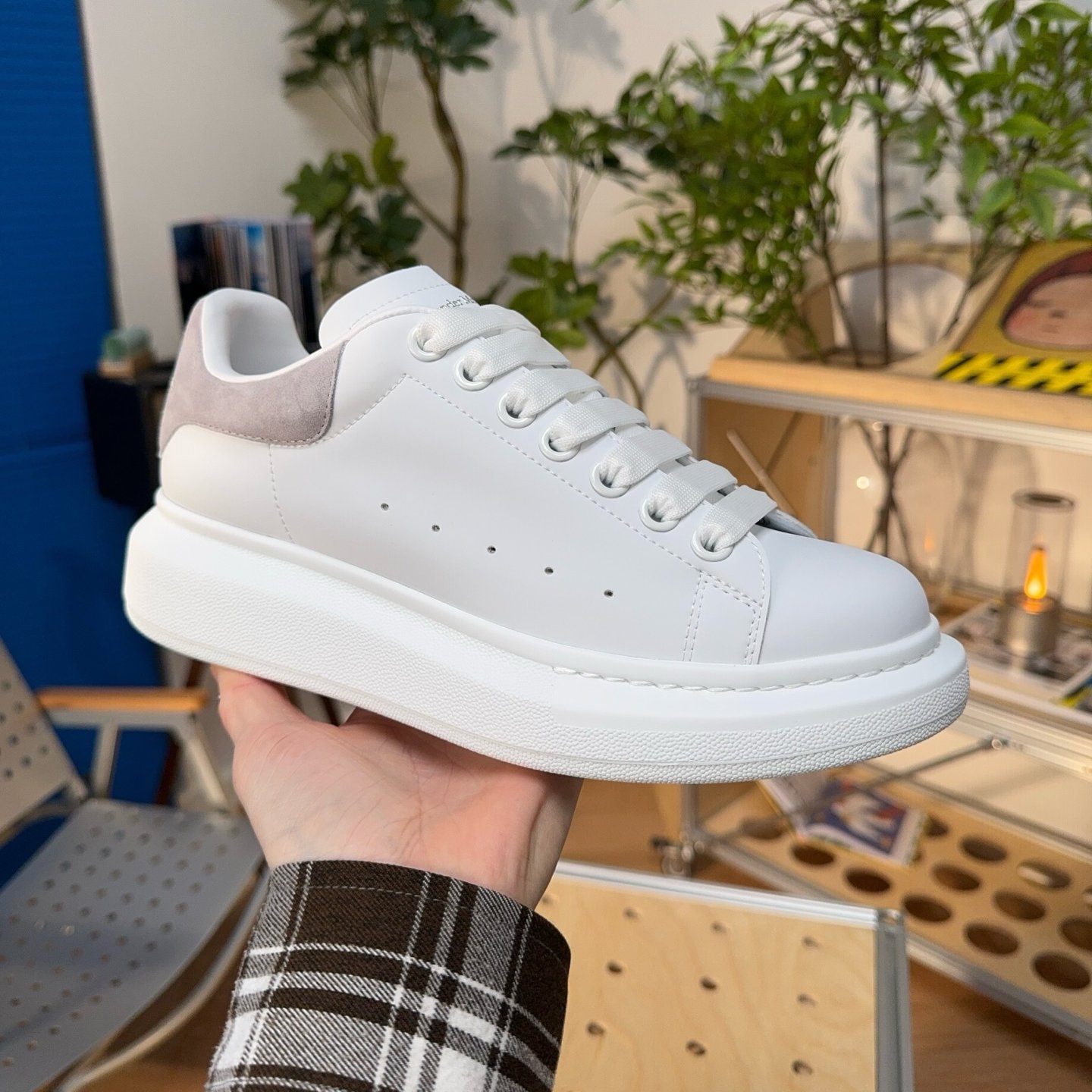 Oversized Sneaker in White/Patchouli - HouseofKickz