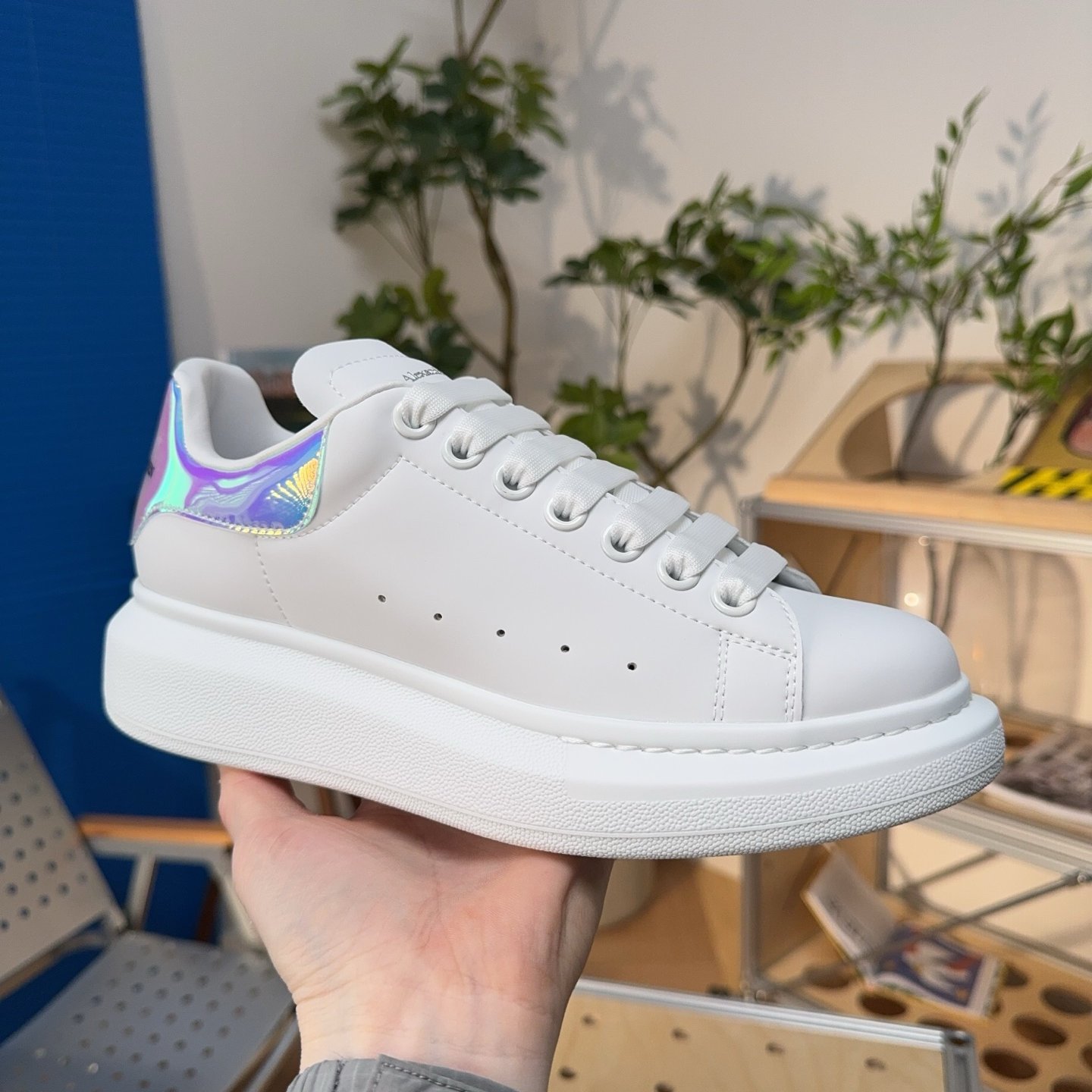 Oversized Sneaker in White/Shock Pink - HouseofKickz